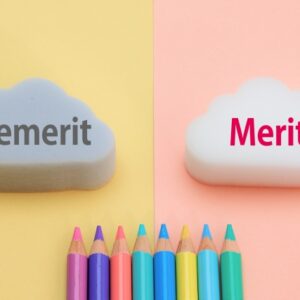 行政書士試験は独学と通信講座どっちがいい？社会人が失敗しないための判断基準